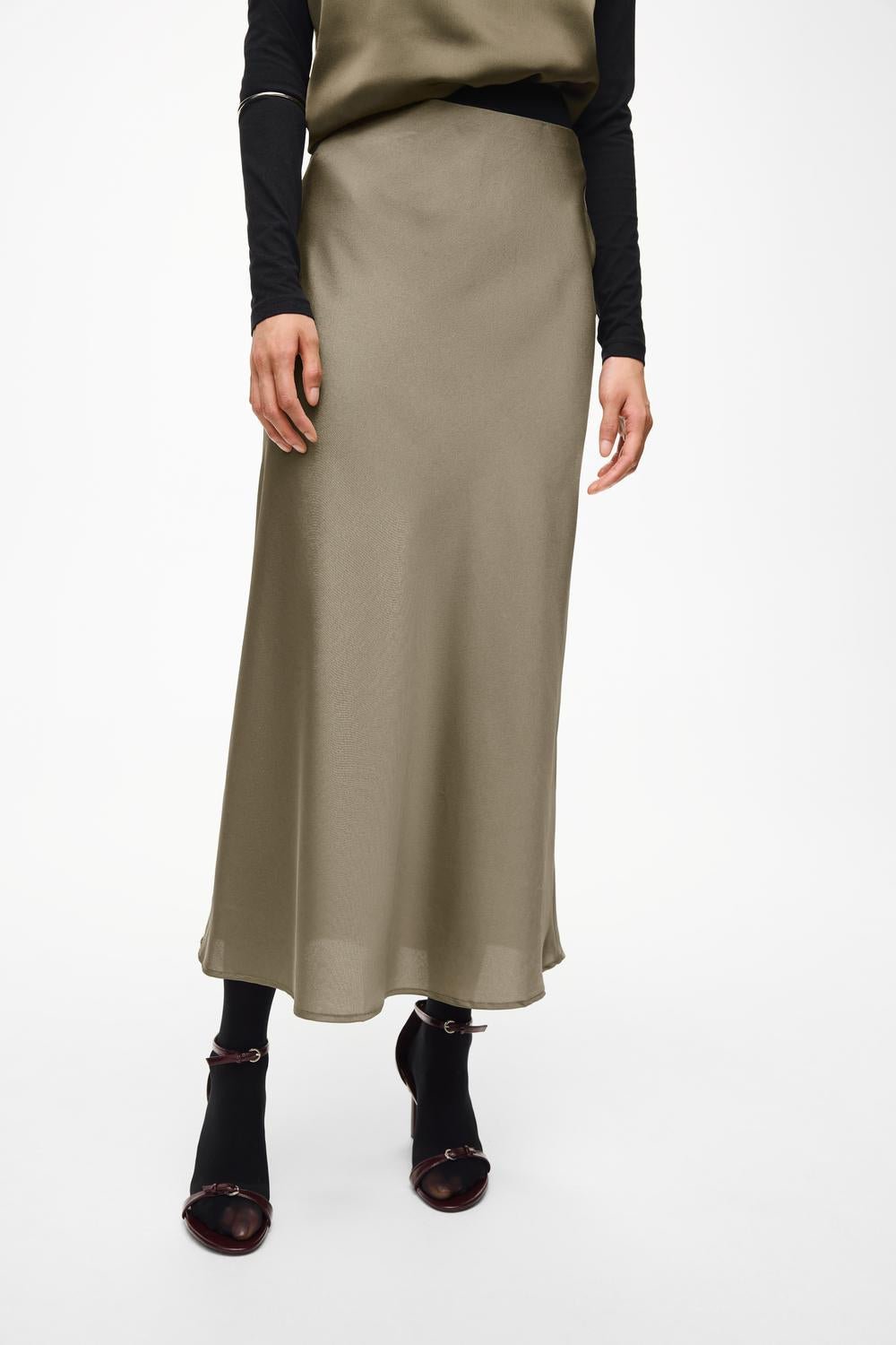 VIELLETTE Midi Skirt - Dusty Olive - VERO MODA & VILA Bergvik